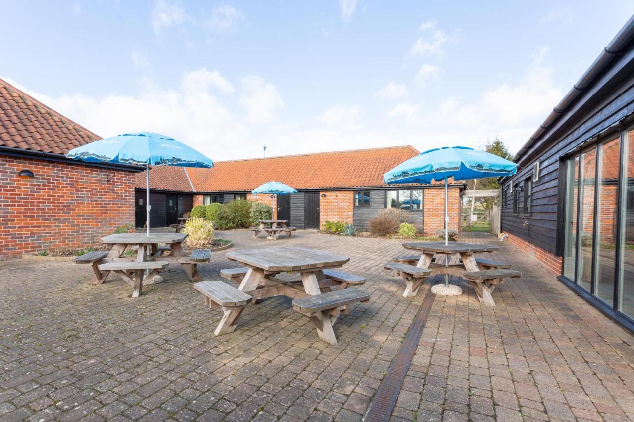 The Plough Hotel Wangford Exterior foto